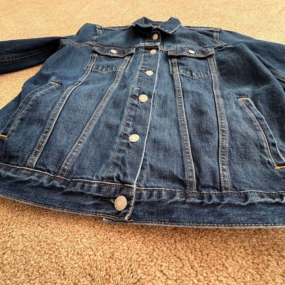 Gap Denim Jacket Ladies Large Tall Dark Wash Blue Cotton Trucker Jacket EUC - Picture 7 of 15